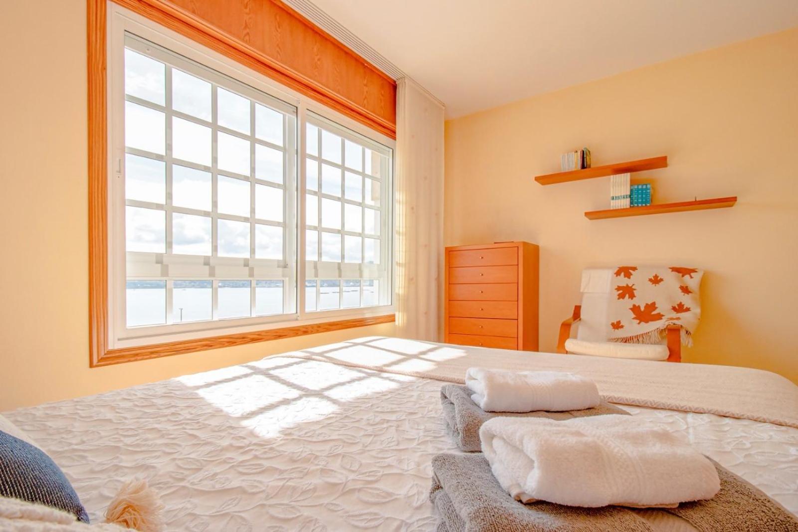 Bleumaison-Combarro Port Con Vistas Al Mar 外观 照片
